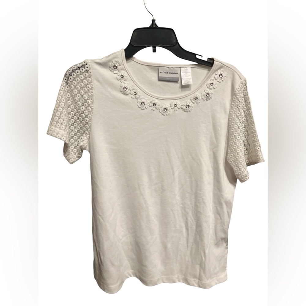 alfred dunner white lace and flower short sleeve shirt